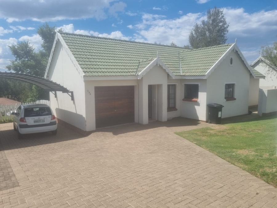 3 Bedroom Property for Sale in Hillside Free State